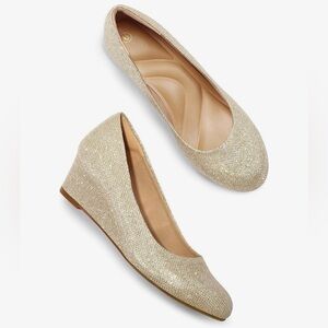 Elegant Gold Glitter Comfort Wedge Pumps